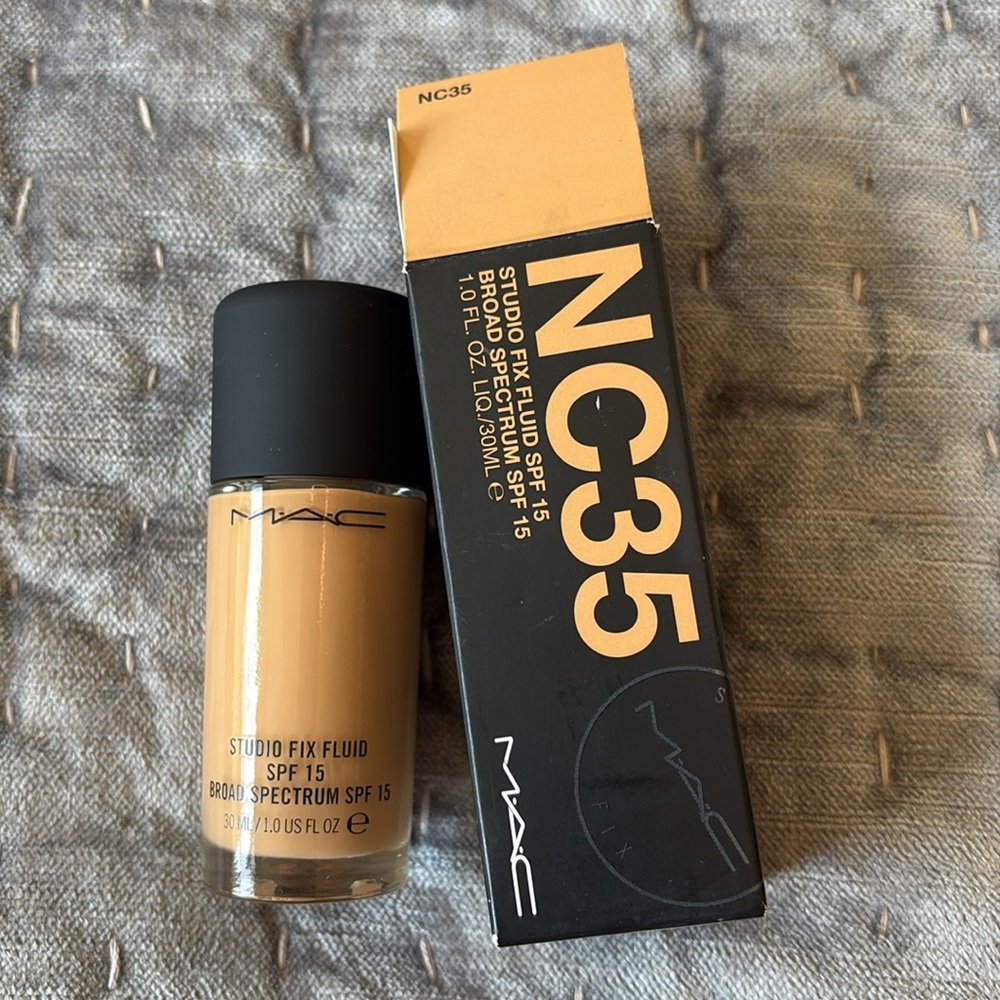 MAC Studio Fix Fluid NC35‎